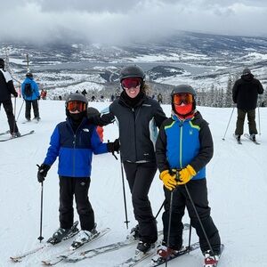 Meet your Posher, Holly